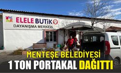 Menteşe Belediyesi 1 Ton Portakal Dağıttı