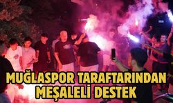 Muğlaspor taraftarından meşaleli destek