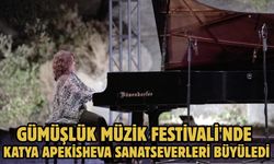 Gümüşlük Müzik Festivali'nde Katya Apekisheva sanatseverleri büyüledi