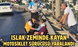 Islak Zeminde Kayan Motosiklet Sürücüsü Yaralandı
