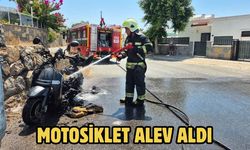 Motosiklet Alev Aldı