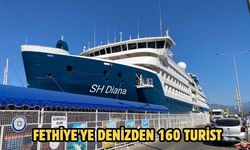 Fethiye'ye denizden 160 turist