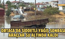 Ortaca’da şiddetli yağış sonrası araçlar su altında kaldı