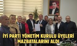 İYİ Parti Yönetim Kurulu Üyeleri Mazbatalarını Aldı