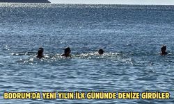 Bodrum'da yeni yılın ilk gününde denize girdiler