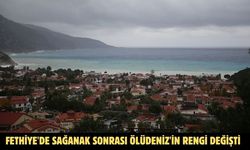 Fethiye'de sağanak sonrası Ölüdeniz'in rengi değişti