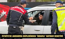 Fethiye'de jandarma ekiplerinden "ikramlı" bayram denetimi
