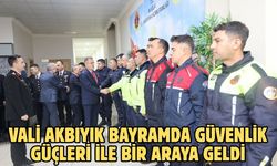 Vali Akbıyık bayramda güvenlik güçleri ile bir araya geldi