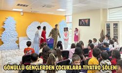 Gönüllü gençlerden çocuklara tiyatro şöleni