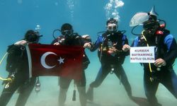 Fethiye'de dalgıçlardan 'ıslak' bayram kutlaması