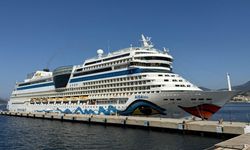 Bodrum'a kruvaziyer ile 2 bin 377 turist geldi
