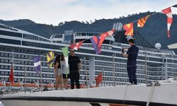 Muğla'da askeri gemiler ziyarete açıldı