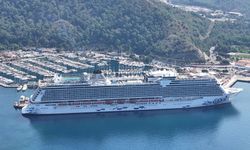 Marmaris'e "Aroya" kruvaziyeri 2 bin 41 turist getirdi