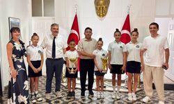 Kaymakam Kaya, Marmaris'in şampiyon jimnastikçilerini ağırladı