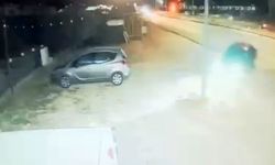 Bodrum'da düğün salonuna dalan otomobilin kaza anı güvenlik kamerasına yansıdı