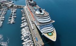 Marmaris'e "MSC Divina" kruvaziyeriyle 3 bin 899 turist geldi