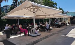 HALK PLAJ KAFE DENİZSEVERLERİN GÖZDESİ OLDU