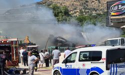 Bodrum’da yapı market alev alev yandı