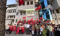 Muğla’da genç Yıldızlardan Gazze’ye destek ve şehitlere vefa yürüyüşü