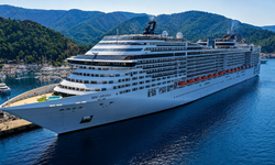 "MSC Divina" kruvaziyeri Marmaris'e 4 bin 84 turist getirdi