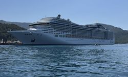 Marmaris'e "MSC Divina" kruvaziyeriyle 4 bin 220 turist geldi