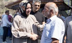 AK Parti Genel Başkan Yardımcısı Kaya, Seydikemer'deki yangından etkilenenleri ziyaret etti