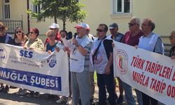 Muğla'da Sağlık Meslek Örgütleri, Aile Hekimliği Sözleşmesi Feshedilen Doktora Destek Verdi