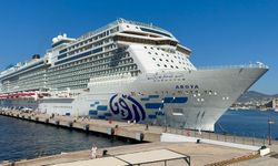 Dev kruvaziyer Bodrum’a demirledi