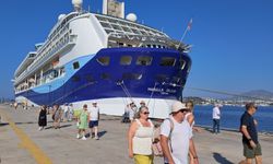 "Marella Discovery" isimli kruvaziyer 1813 yolcusuyla Bodrum'a geldi