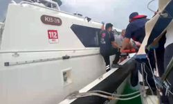 Marmaris ve Fethiye’de teknelerde yaralanan 2 kişiye Sahil Güvenlikten tıbbi tahliye