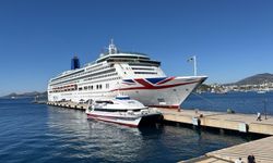 Bodrum'a "Aurora" kruvaziyeriyle 1814 turist geldi
