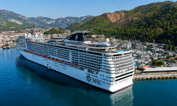 "MSC Divina" kruvaziyeri Marmaris'e 4 bin 63 turist getirdi