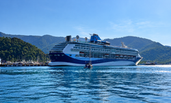 "Marella Discovery" kruvaziyeri Marmaris'e 1765 turist getirdi