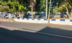 Bodrum'da cadde ve sokaklar mavi-beyaza boyanıyor