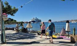Bodrum'da iki gemiyle 2 bin 888 yolcu geldi