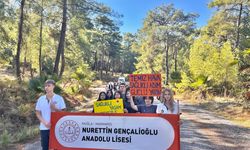 Marmaris’te öğrenciler sağlıklı yaşam için yürüdü