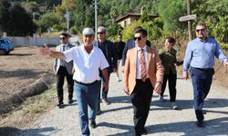 Başkan Ünlü Çetibeli’nde yol çalışmalarını inceledi