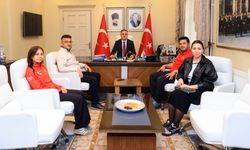 Milli okçulardan Vali Akbıyık’a ziyaret
