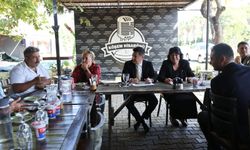 Başkan Ünlü muhtarlarla bir araya geldi