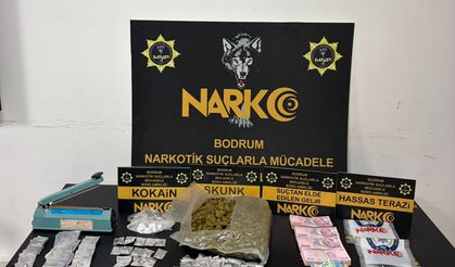 Uyuşturucu tacirlerine ağır darbe: 900 gram skunk, kokain ve pres makinesi ele geçirildi