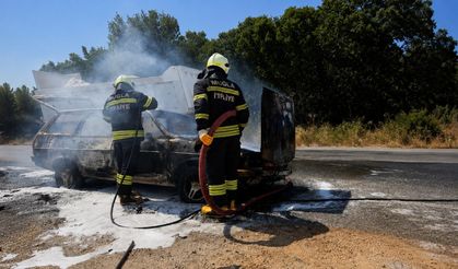 Muğla'da otomobilde çıkan yangın söndürüldü