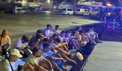 25 Düzensiz göçmen ve 2 göçmen kaçakçısı yakalandı