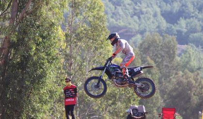 Fethiye'de ilk gün motokros yarışları nefesleri kesti