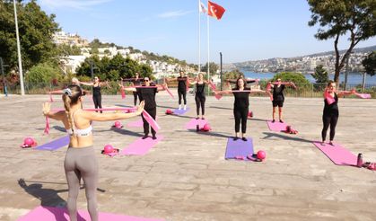 Bodrum'da pilates dersleri devam ediyor