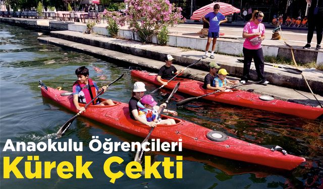 Anaokulu Öğrencileri Kürek Çekti