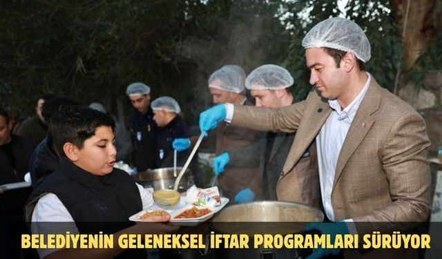 Belediyenin geleneksel iftar programları sürüyor