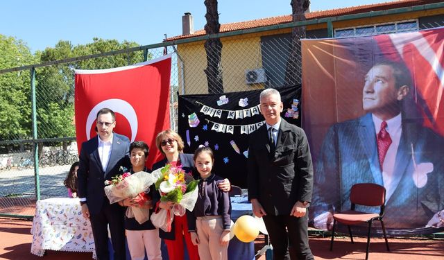 Ula’da "Bir Kitap Bir İnsan" projesi yapıldı