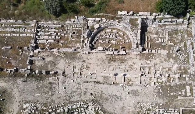 Stratonikeia Antik Kenti'nde buluntuların üçte birini Türk dönemi eserleri oluşturuyor