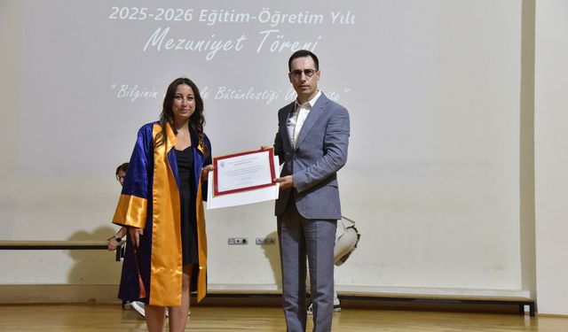 Ula Ali Koçman MYO’da Mezuniyet Coşkusu