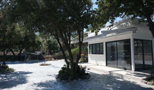 KONACIK'TA, YAPIMINDA SONA GELİNEN PÎNARALTI EMEKLİ KAFE HİZMETE HAZIRLANIYOR
